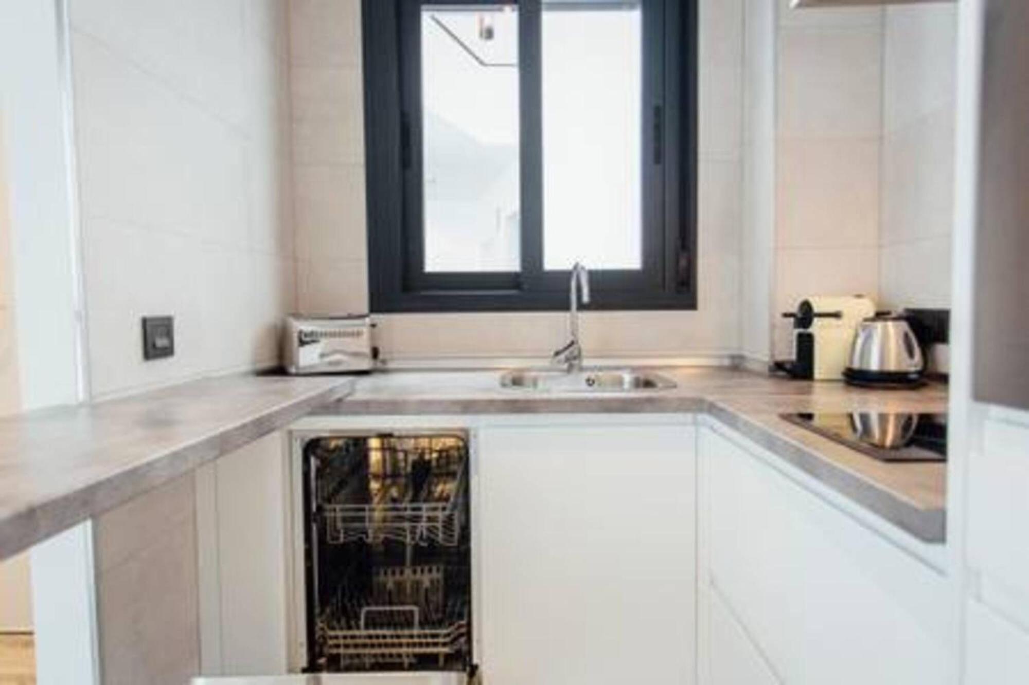 Apartment Cozy And Functional- 2bd 1bth - Alfalfa